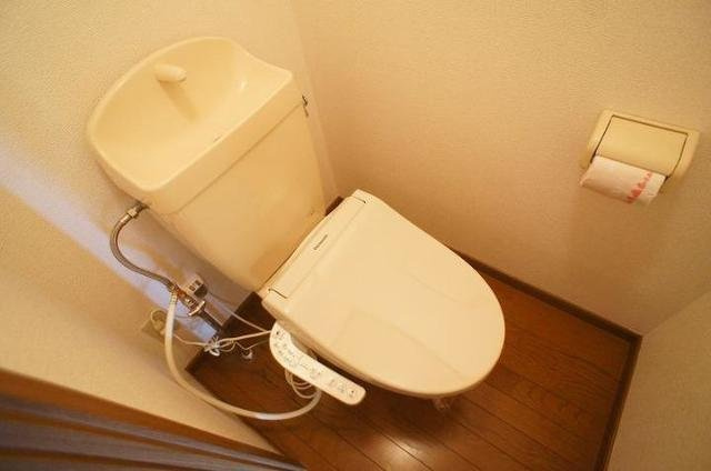セレーノ本宿Ｂのトイレ|清潔感のあるトイレです