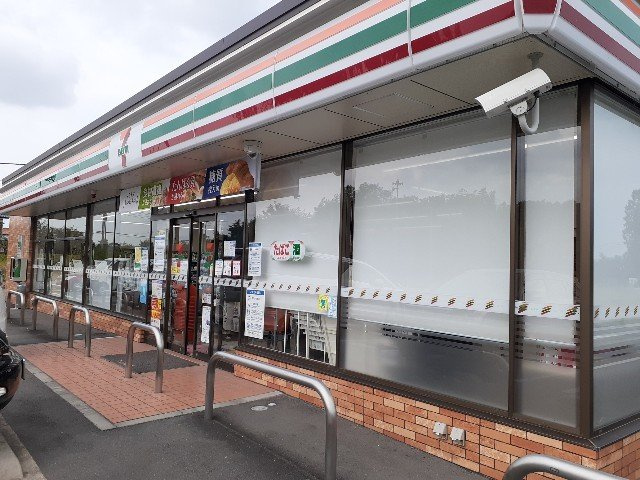 ロビン　Ｂの周辺|セブンイレブン榛東新井店まで1200m