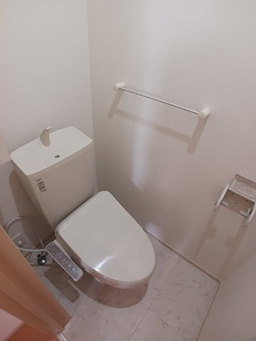 プロムナードＢのトイレ|コンパクトで使いやすいトイレです