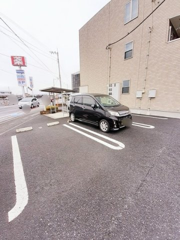 カーサ　モデルノＡの駐車場|駐車スペースもあります