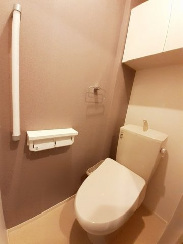 ラーソ　ミラグロ　Ⅱのトイレ|清潔感のあるトイレです