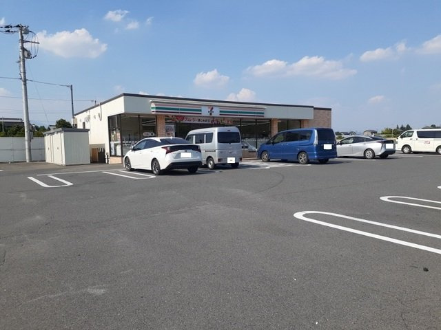 カレント　レジデンス　下増田Ⅰの周辺|セブンイレブン前橋二之宮南店まで1000m