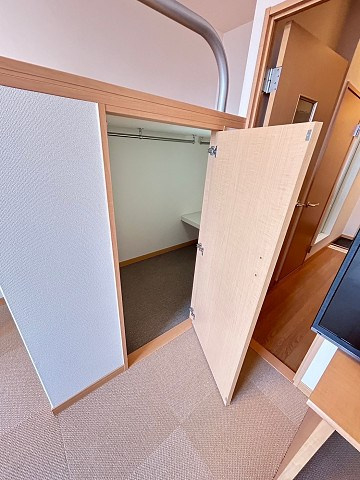 レオパレスMOTOHAMAの収納