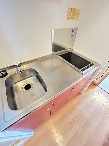 レオパレスMOTOHAMAのキッチン