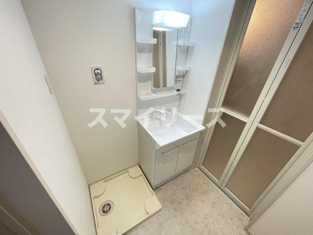 グリュックカシワの独立洗面台