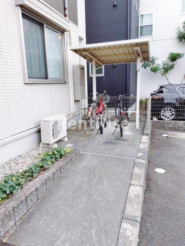 アムール丹陽Ⅱの駐車場