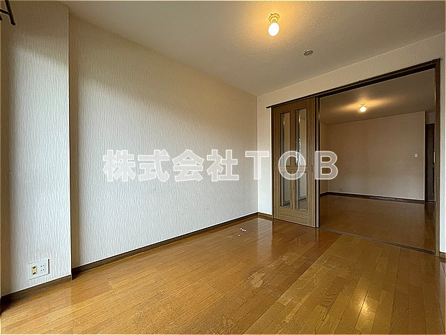 【洋室】 | コーボック国領 | 6帖※クリーニング中の写真