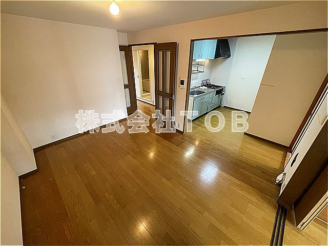 【居間・リビング】 | コーボック国領 | LD8.3帖※クリーニング中の写真