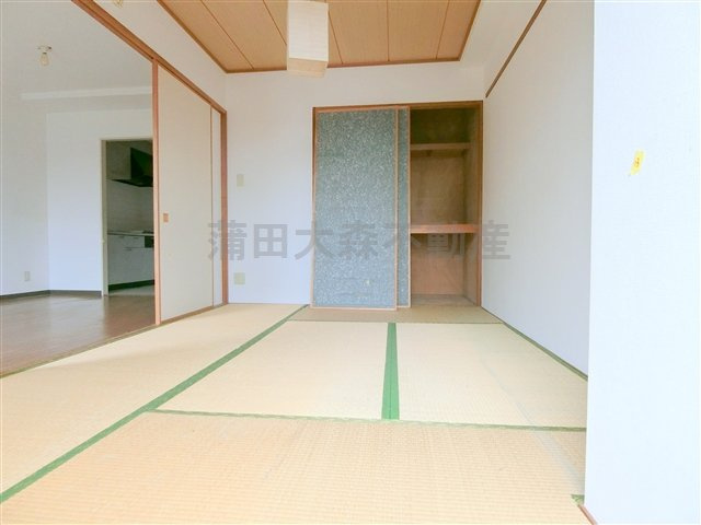 北糀谷コートの内装|和室6帖