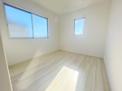 【寝室】 | ☆☆☆新築住宅　いわき市郷ケ丘３丁目６期　全４棟！！ご案内随時受付中です♪ | ２階洋室３部屋
