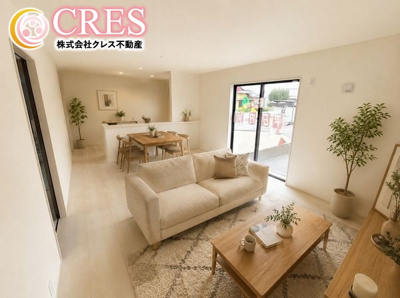 【居間・リビング】 | ☆☆新築分譲　郷ケ丘２丁目第10H　長期優良住宅　全３棟－①！！モデルハウスご案内いたします♪　 | お子様のリビング学習にも最適です♪