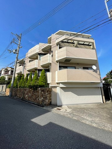 パークノヴァ夙川の外観