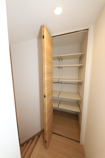 【収納】ラ　プティート　ヴィラ神楽坂 