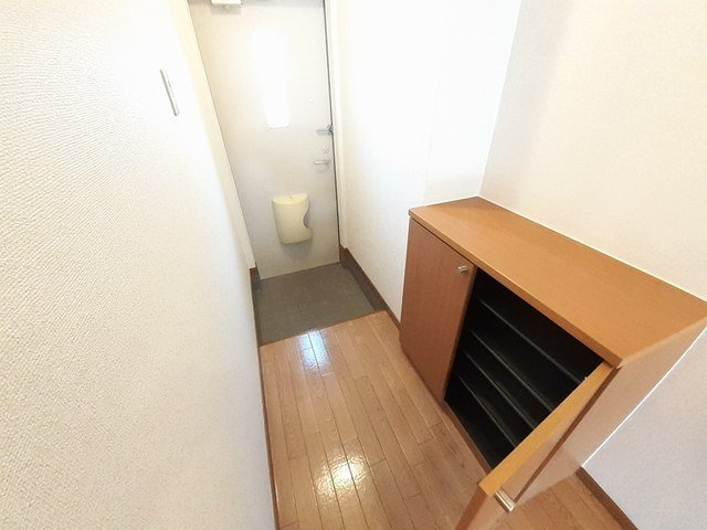 エンペラーヒルズ平手の玄関