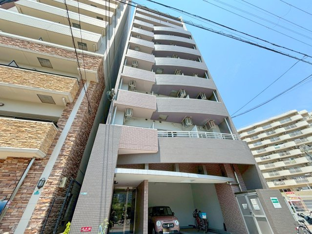 新大阪セレニテの外観