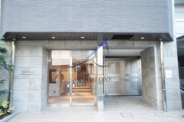 GROWS RESIDENCE横浜大通り公園のエントランス|エントランスです。