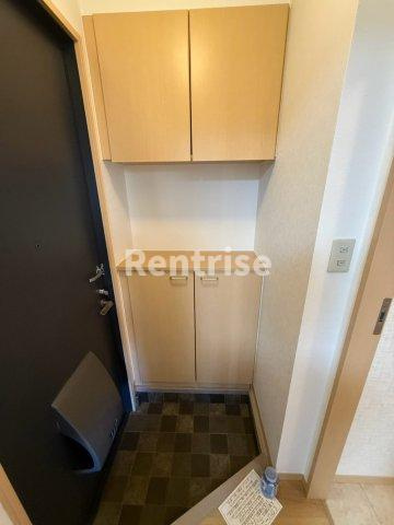 センターコート長野 A棟の玄関