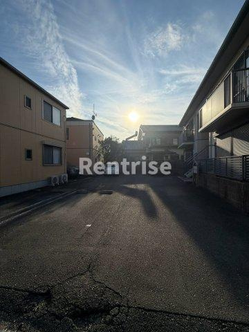 センターコート長野 A棟の駐車場