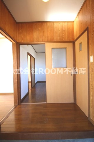 ひかり住宅の玄関|明るい玄関です