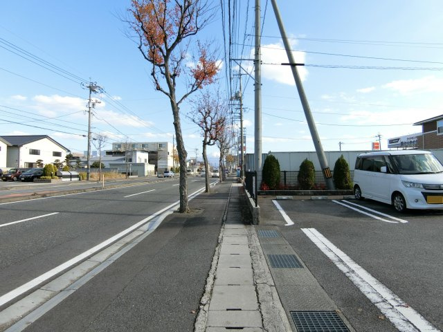 カルムＡの周辺