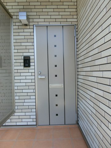 フリージアＢの玄関