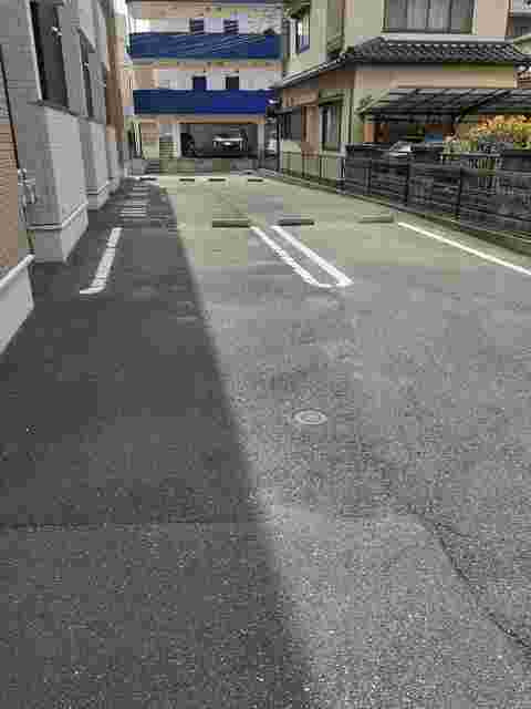 ヴィラ　池之内の駐車場