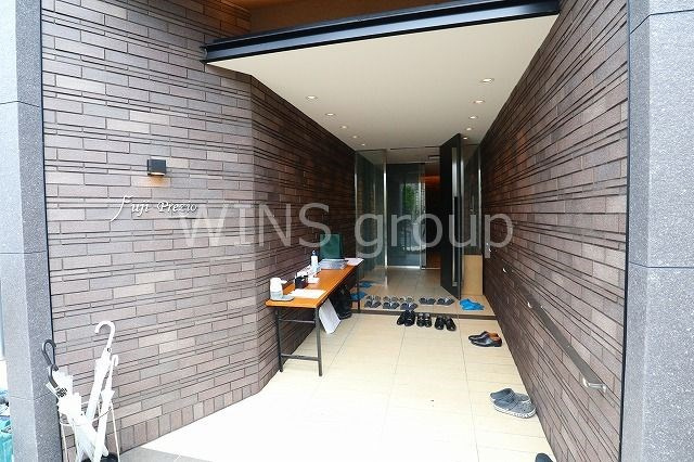 世田谷区船橋１丁目の賃貸マンションのエントランス
