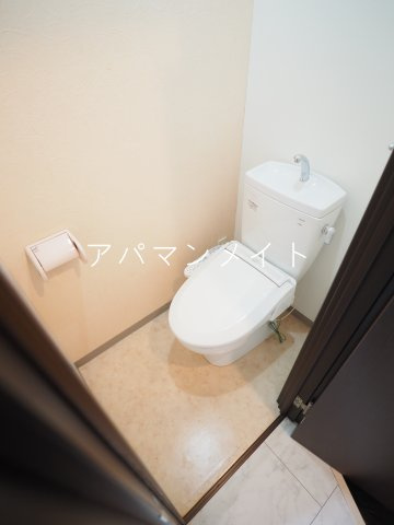【トイレ】 | アルトクローネ | ウォシュレット付き