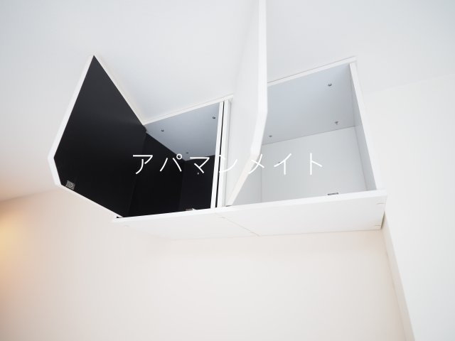 【収納】 | アルトクローネ | キッチン横上部の収納です