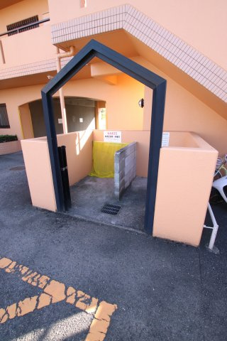 【その他共用部分】 | 東尾マンション | 敷地内ゴミ捨場