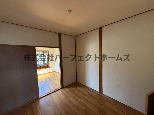 星丘1丁目テラスハウス　賃貸の洋室|きれいな洋室です