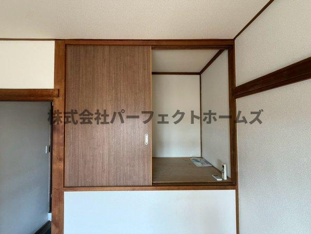 星丘1丁目テラスハウス　賃貸の収納|十分な収納スペースがあります