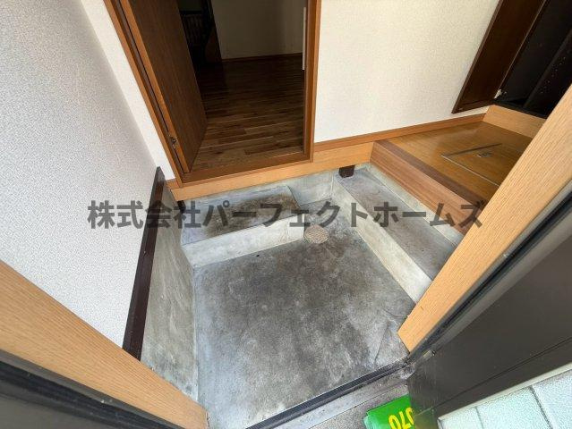 星丘1丁目テラスハウス　賃貸の玄関|落ち着いた玄関です