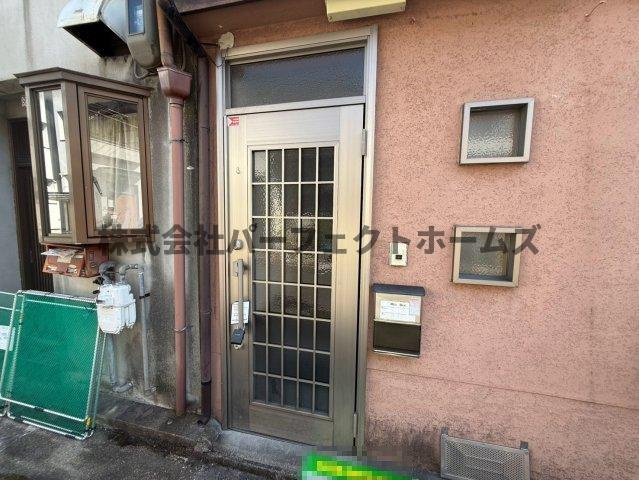 星丘1丁目テラスハウス　賃貸の玄関|きれいな玄関です