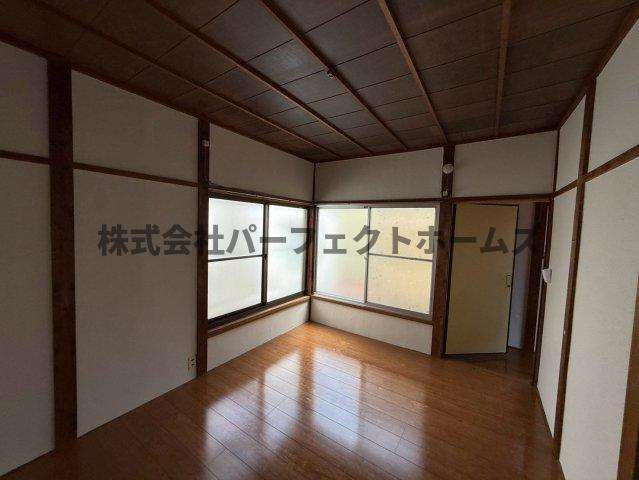 上神田1丁目戸建　賃貸の洋室|コンパクトで使いやすい洋室です