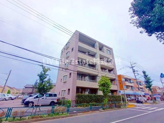 スプランドゥール の外観