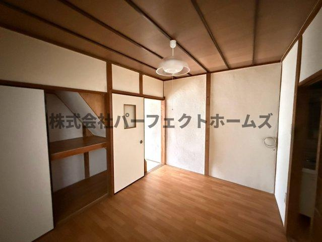 高柳2丁目テラスハウス　賃貸の洋室|ゆったりした洋室です