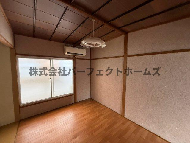 高柳2丁目テラスハウス　賃貸の洋室|広々とした洋室です