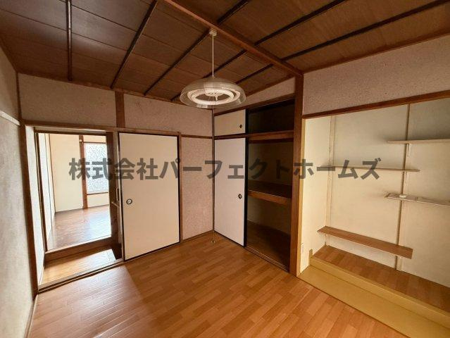 高柳2丁目テラスハウス　賃貸の洋室|使い勝手のいい洋室です