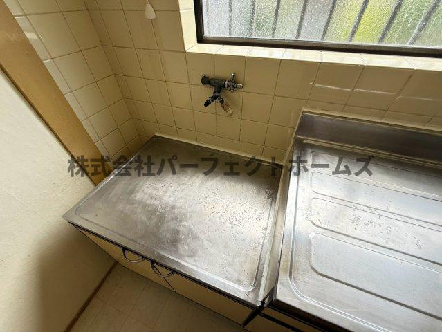高柳2丁目テラスハウス　賃貸のキッチン|きれいなキッチンです