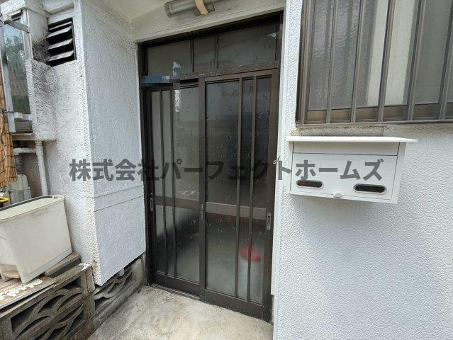 高柳2丁目テラスハウス　賃貸の玄関|落ち着いた玄関です