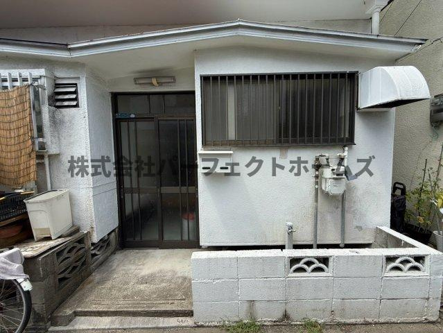 高柳2丁目テラスハウス　賃貸のエントランス|清潔なエントランスです