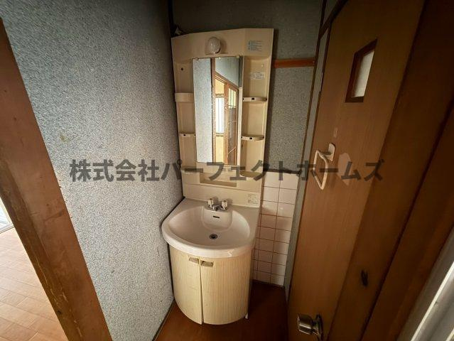 高柳2丁目テラスハウス　賃貸の独立洗面台|独立洗面化粧台付き