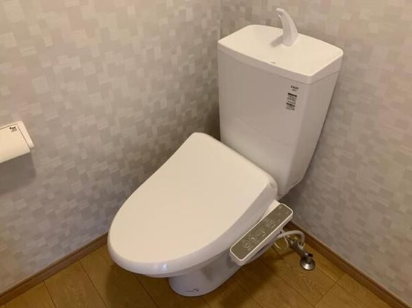 横浜市南区別所５丁目のアパートのトイレ