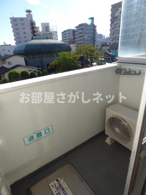清水ビル【おとり物件なし】#学生・社会人にオススメ！初期費用分割払いOK！のバルコニー