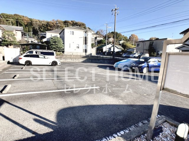 【駐車場】 | ハイステージ藤 | 駐車場があります