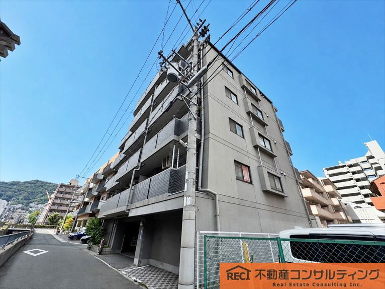大成ラフォーレ本山の外観