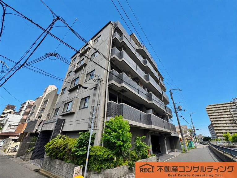大成ラフォーレ本山の外観