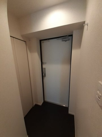 グランシルバ大森の玄関