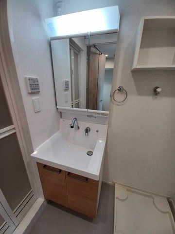 シエロ西竹の塚の洗面所